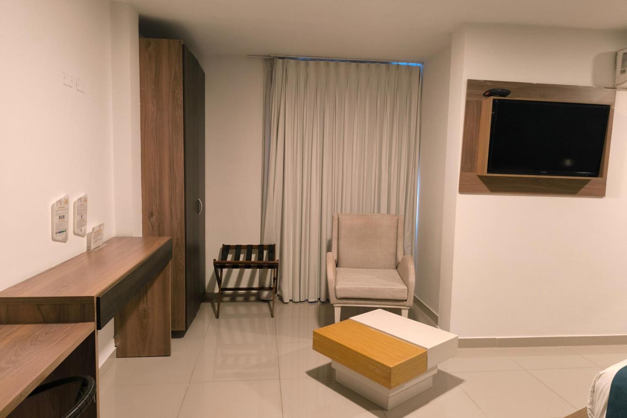Hotel Quarta Avenida Montería Eksteriør billede