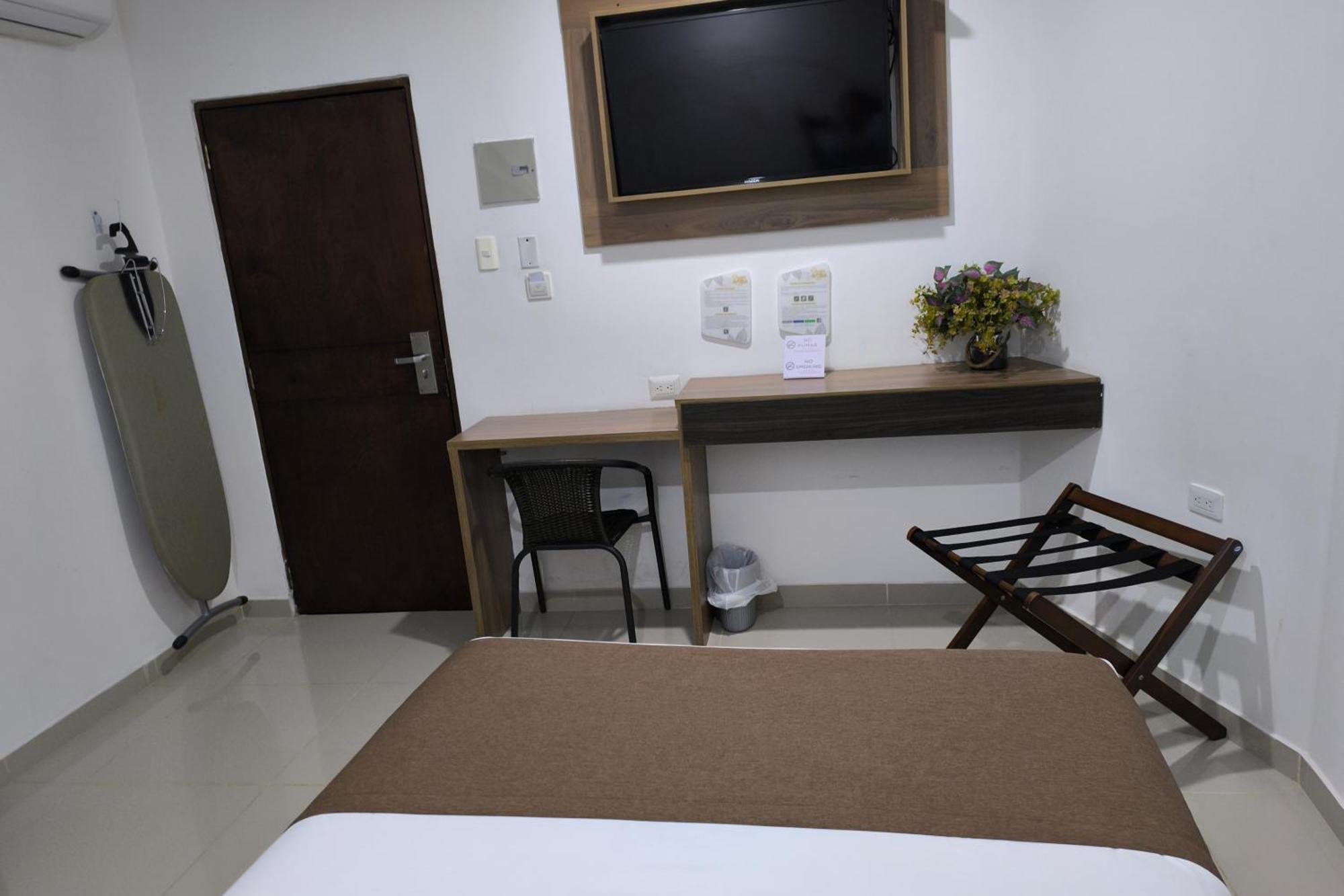 Hotel Quarta Avenida Montería Eksteriør billede